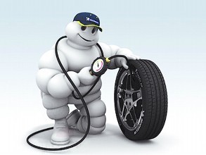 輪胎內充入氮氣 輪胎內充入氮氣