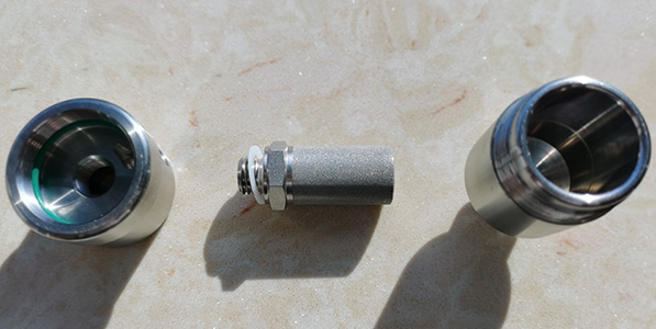 HP系列小型高壓不銹鋼過(guò)濾器配燒結(jié)粉末濾芯 HP系列小型高壓不銹鋼過(guò)濾器配燒結(jié)粉末濾芯